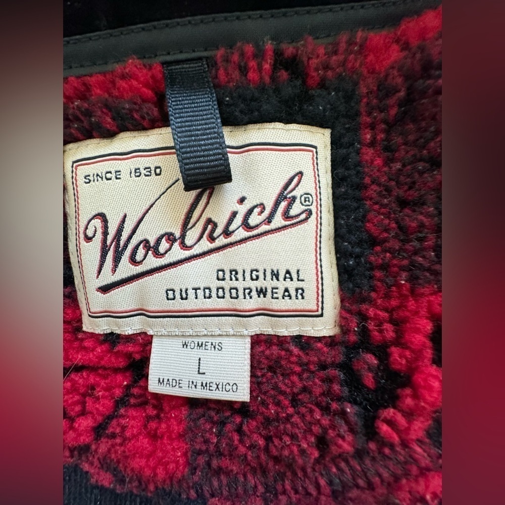 Woolrich Red Black Buffalo Plaid Full Zip Vest Large Pockets Sleeveless - Picture 9 of 9
